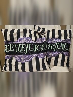 BEETLEJUICE PILLOWS (2)